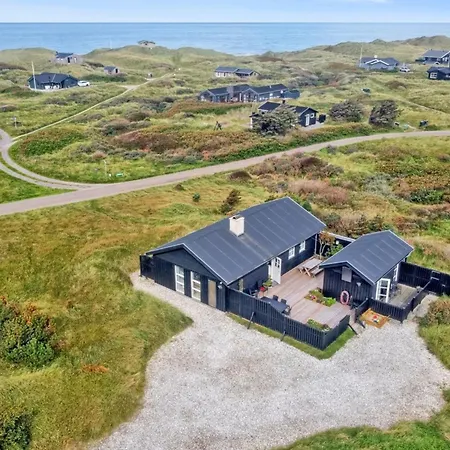 Soria - 300m From The Sea By Interhome *